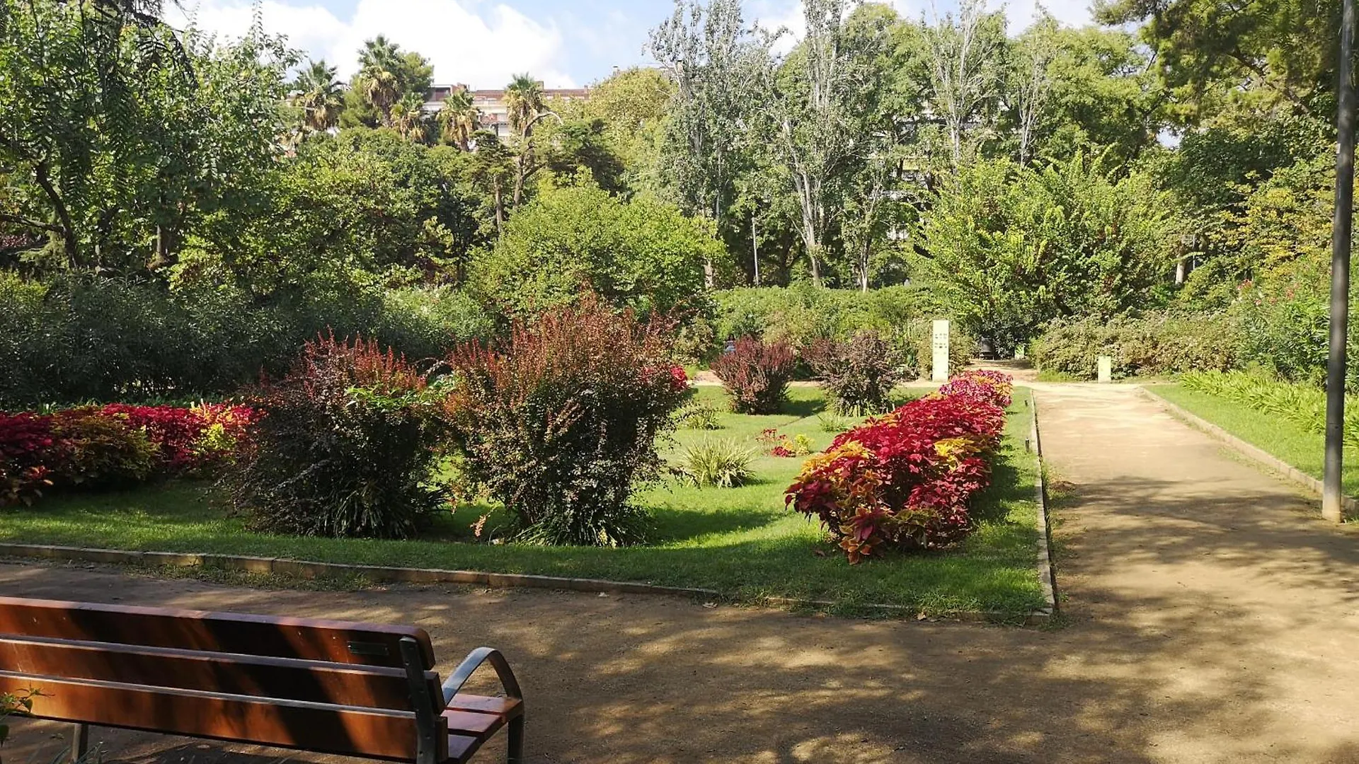 Apartment Aparteasy - Private Terrace, 3 Bedrooms, Eixample Barcelona